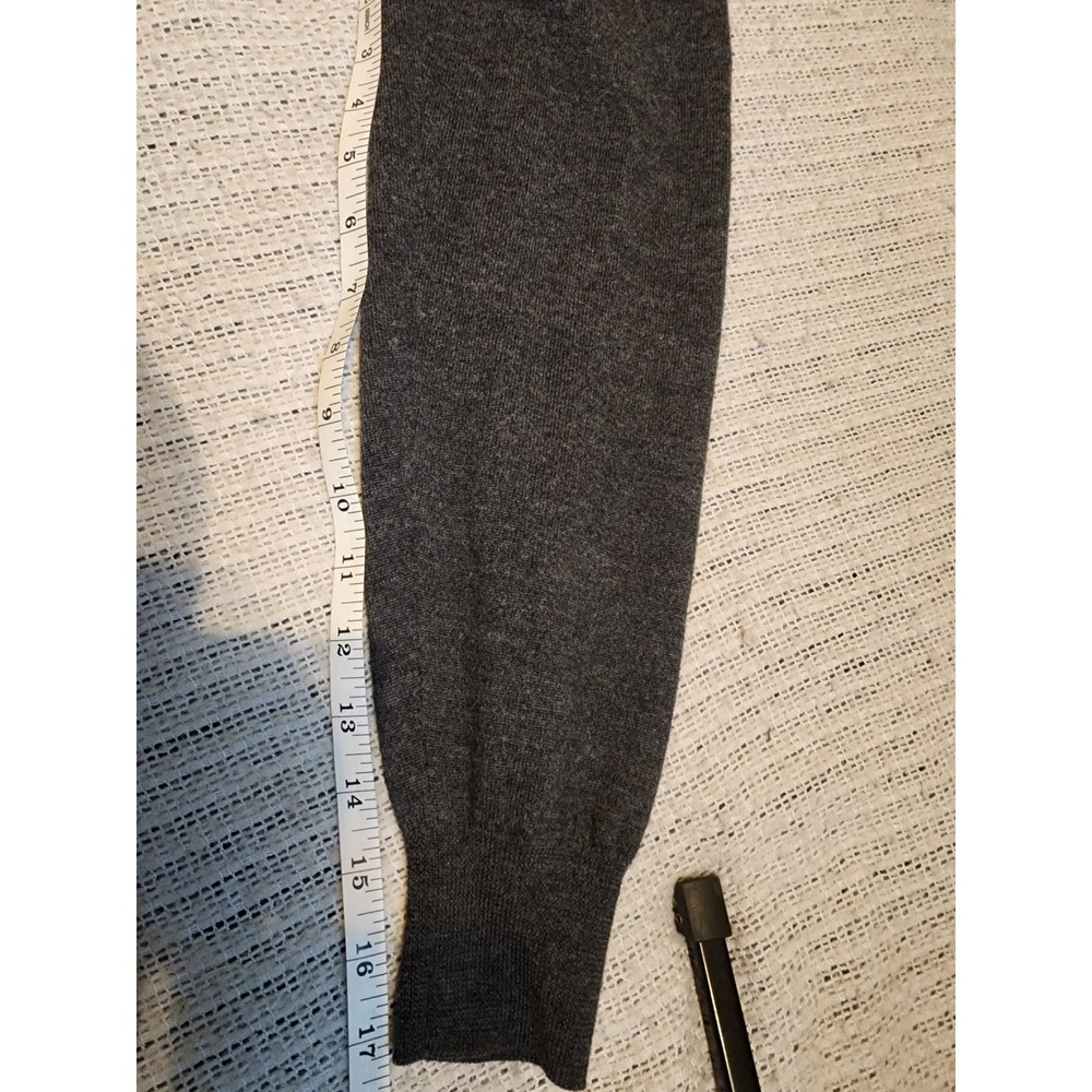 Brooks Brothers Saxon Wool V-Neck Sweater Charcoal Gray Heather Womens Medium - Picture 4 of 7